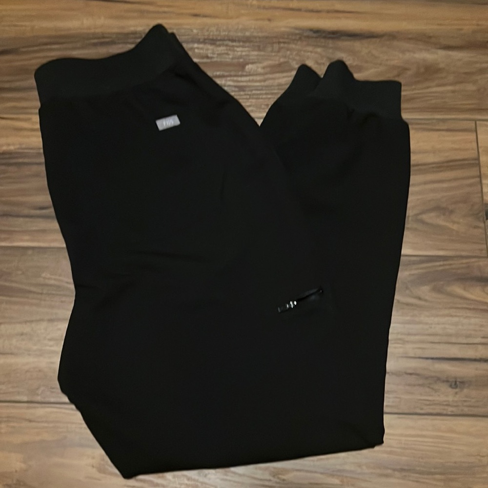 Figs Zamora 2.0 high waisted jogger scrubs